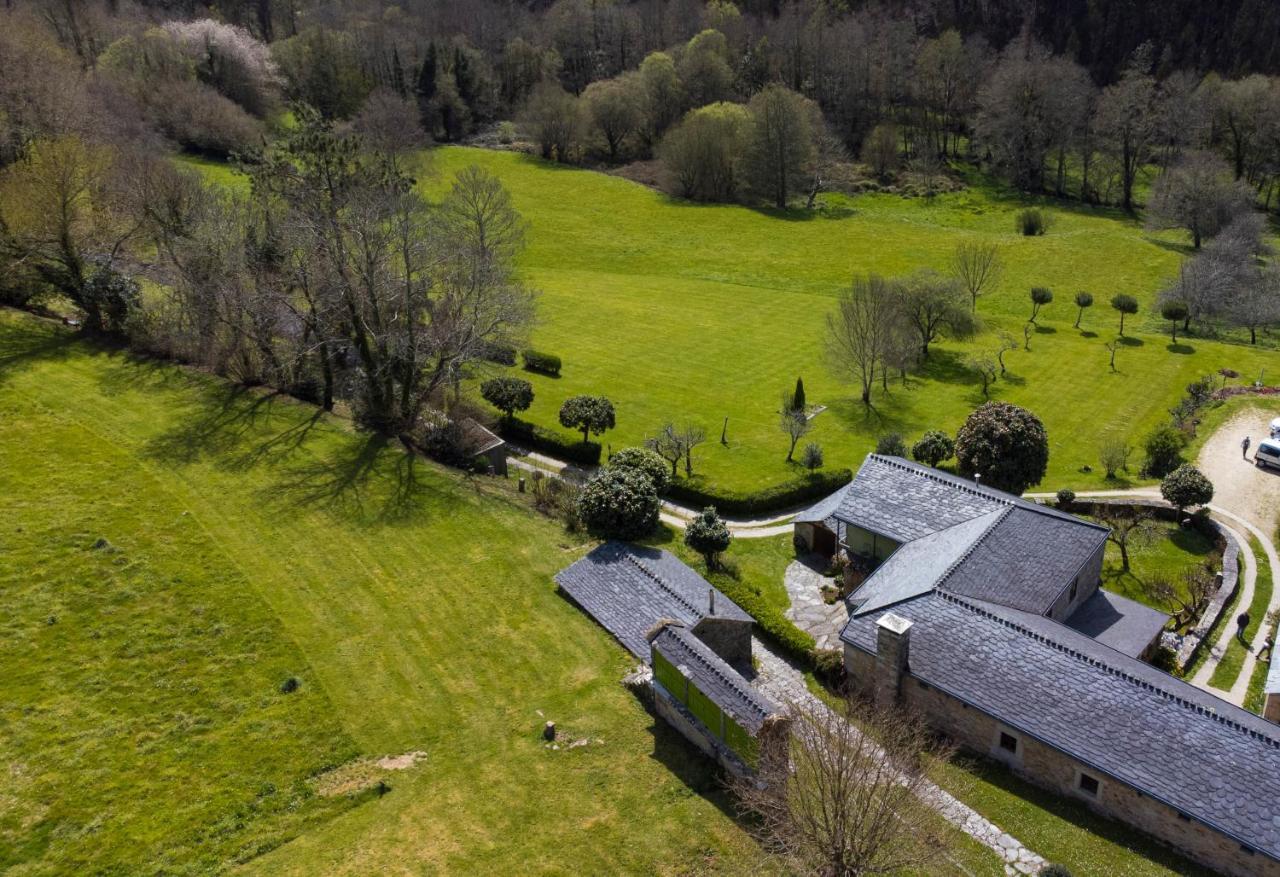 Casa Rural Grana Da Acea Monfero Екстериор снимка