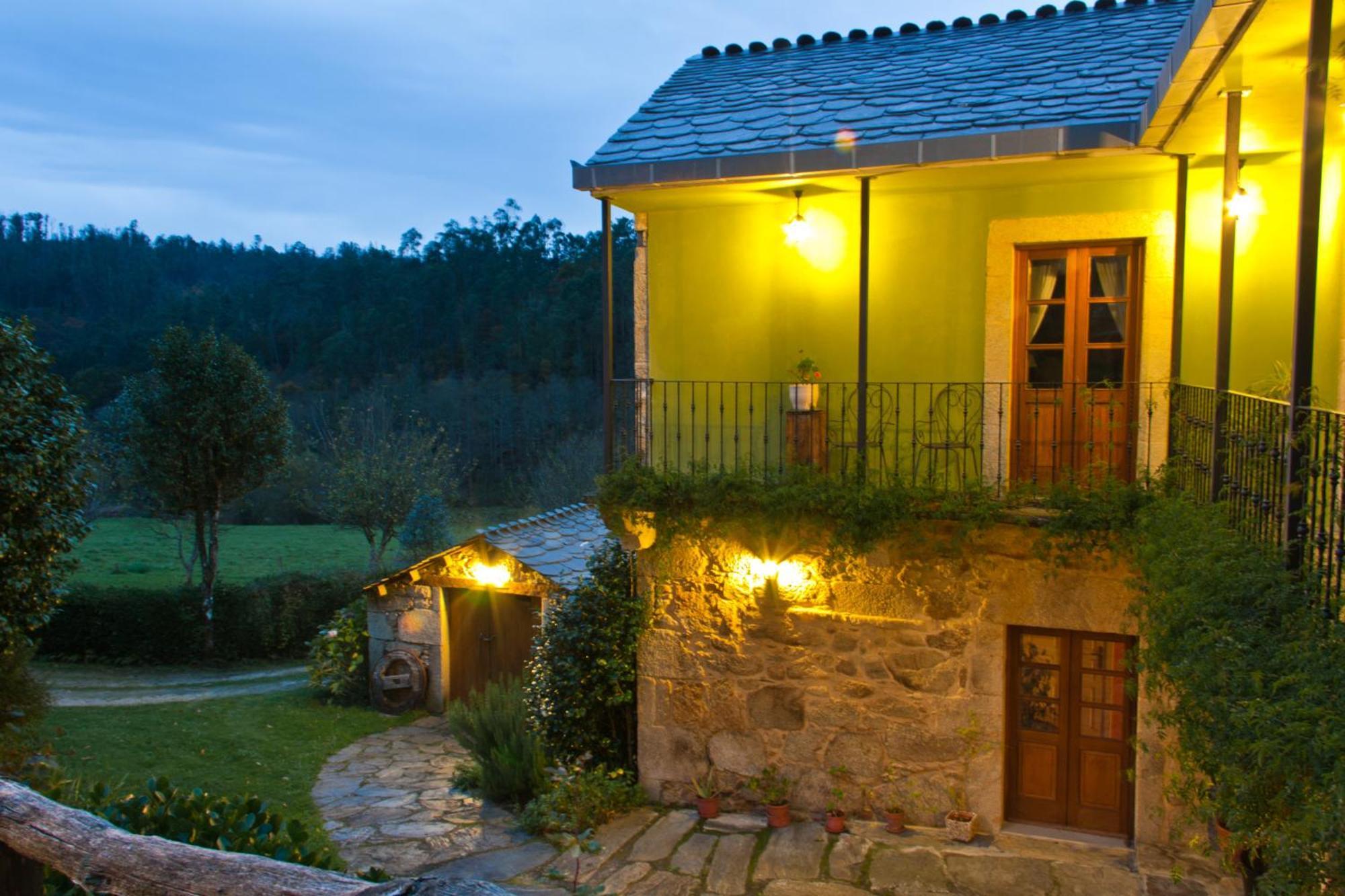 Casa Rural Grana Da Acea Monfero Екстериор снимка