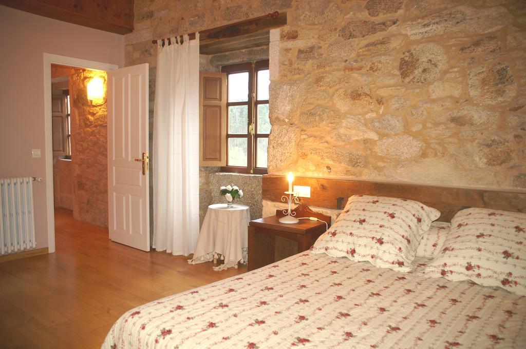 Casa Rural Grana Da Acea Monfero Екстериор снимка